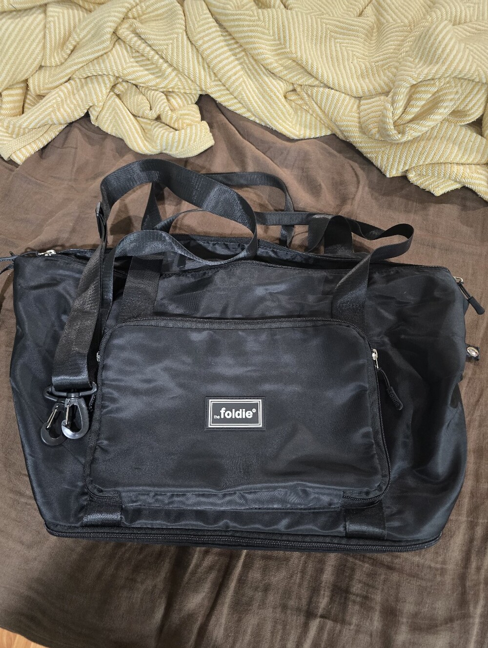 The Foldie Black Nylon Foldable Expandable Shoulder Bag Travel Tote Minimalist